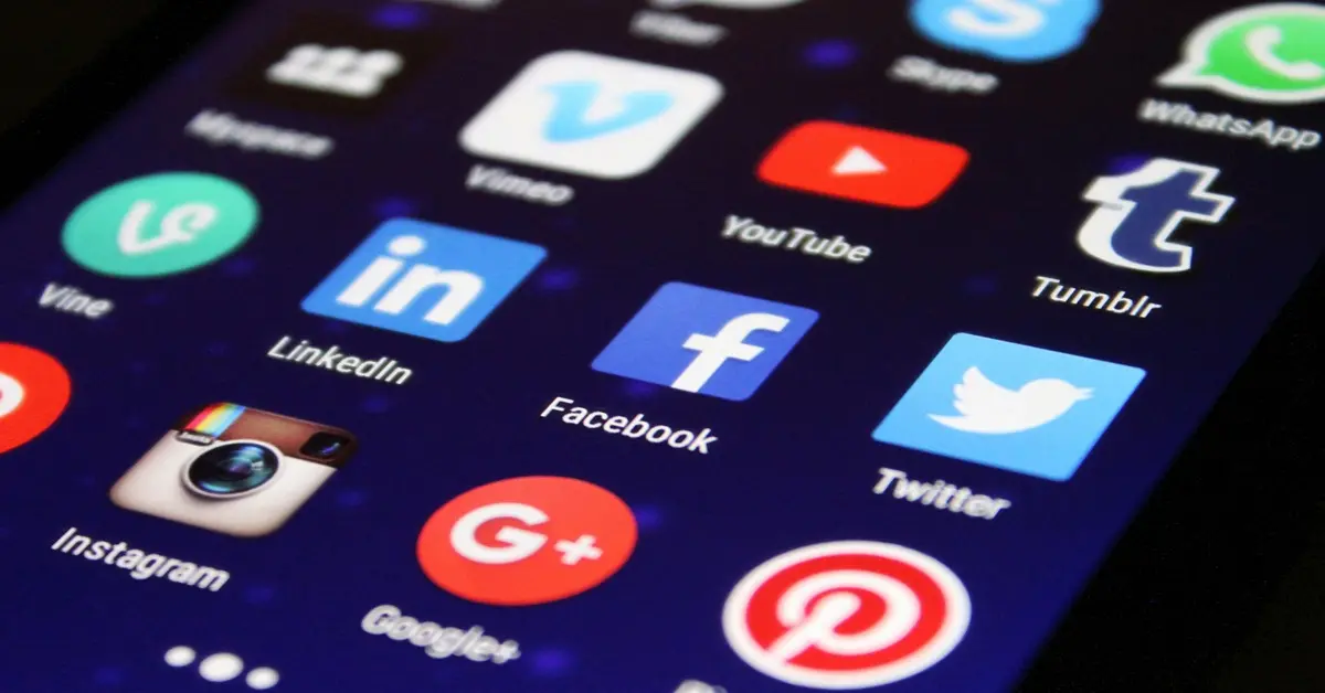 10 Best Apps to Buy Gold Online (7th Will Surprise Every Investor) blog featured image
